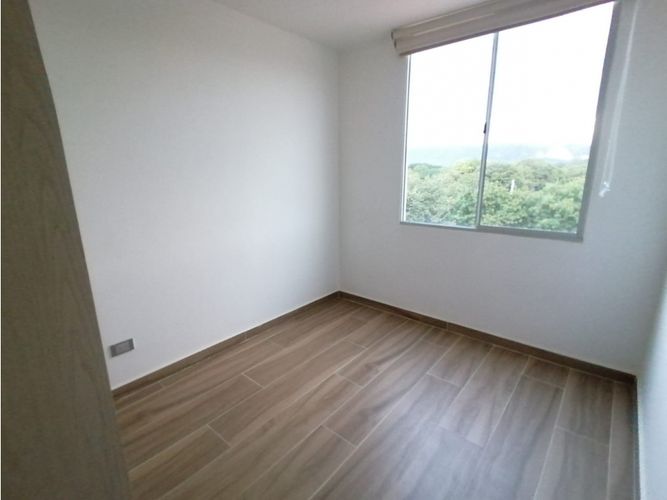 Apartamento de 2 alcobas en venta en Las Palmas, Ricaurte, 55 m² · foto 16 de 24