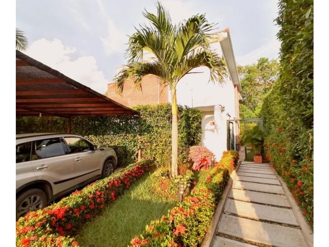 Casa de 4 alcobas en venta en Bosques De Peñalisa, Ricaurte, 618 m² · foto 4 de 24