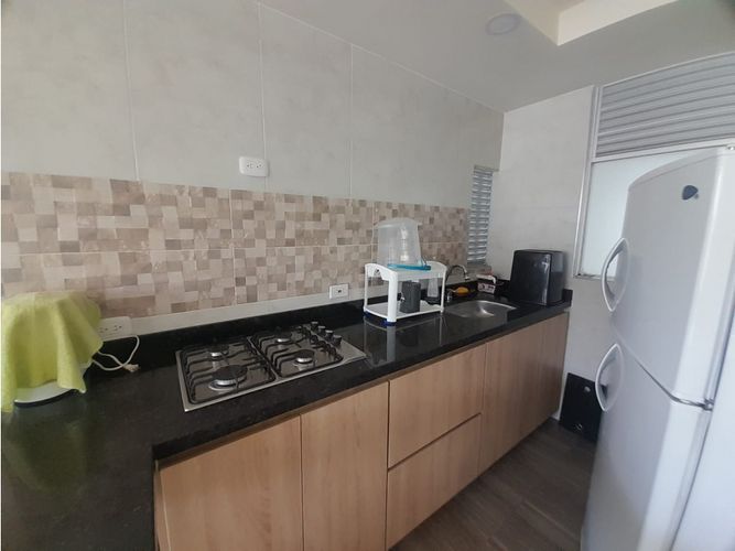 Apartamento de 2 alcobas en venta en Las Palmas, Ricaurte, 69 m² · foto 9 de 24