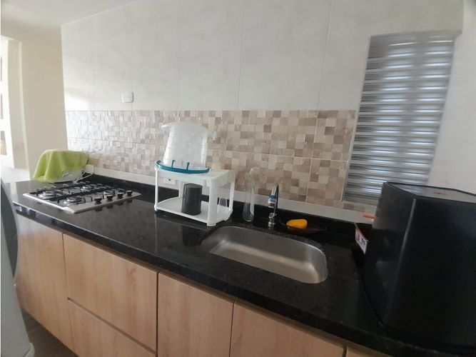 Apartamento de 2 alcobas en venta en Las Palmas, Ricaurte, 69 m² · foto 12 de 24