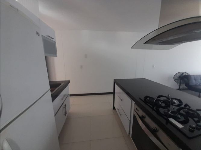 Apartamento de 2 alcobas en arriendo en Ricaurte, 71 m² · foto 6 de 15
