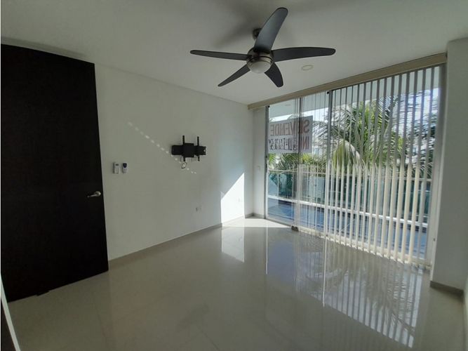 Apartamento de 3 alcobas en venta en Cn. Casa Loma, Girardot, 174 m² · foto 17 de 24
