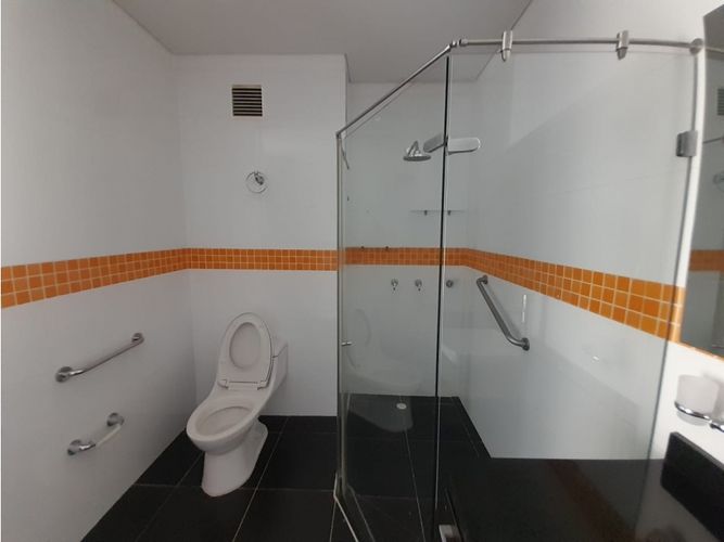 Apartamento de 3 alcobas en venta en Cn. Casa Loma, Girardot, 174 m² · foto 21 de 24