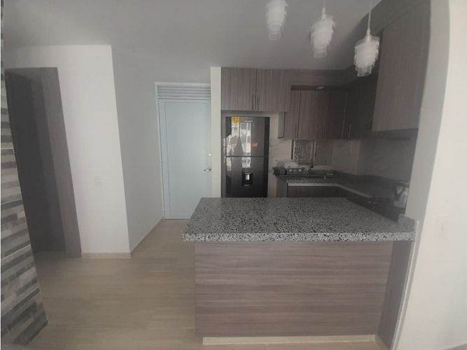 Apartamento de 2 alcobas en venta en Aqualina, Girardot, 55 m² · foto 8 de 24