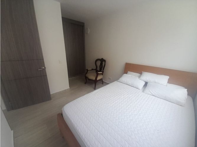 Apartamento de 2 alcobas en venta en Aqualina, Girardot, 55 m² · foto 11 de 24