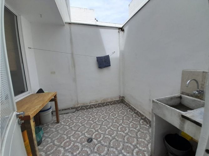 Casa de 3 alcobas en venta en Girardot, Ricaurte, 65 m² · foto 9 de 24
