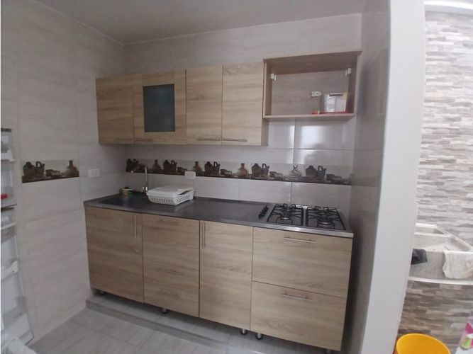 Casa de 3 alcobas en venta en Ricaurte, 65 m² · foto 7 de 24