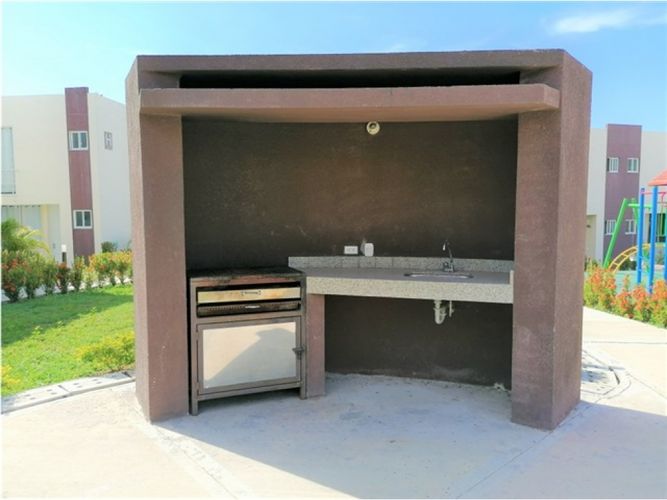 Casa de 3 alcobas en venta en Ricaurte, 65 m² · foto 23 de 24
