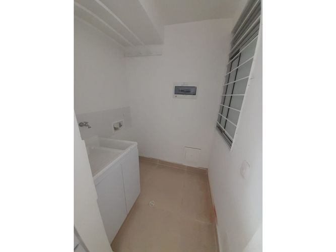 Apartamento de 2 alcobas en venta en Ricaurte, 58 m² · foto 10 de 24