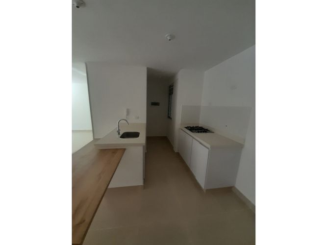 Apartamento de 2 alcobas en venta en Ricaurte, 58 m² · foto 12 de 24
