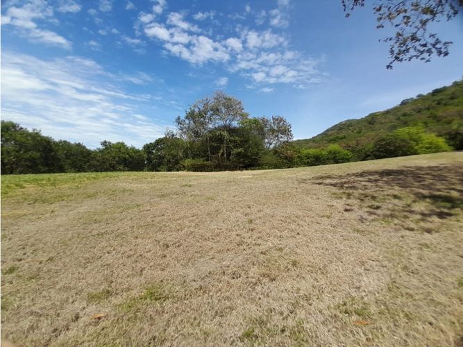 Lote en venta en Piamonte, Ricaurte, 6382 m² · foto 5 de 16