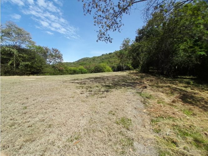 Lote en venta en Piamonte, Ricaurte, 6382 m² · foto 9 de 16