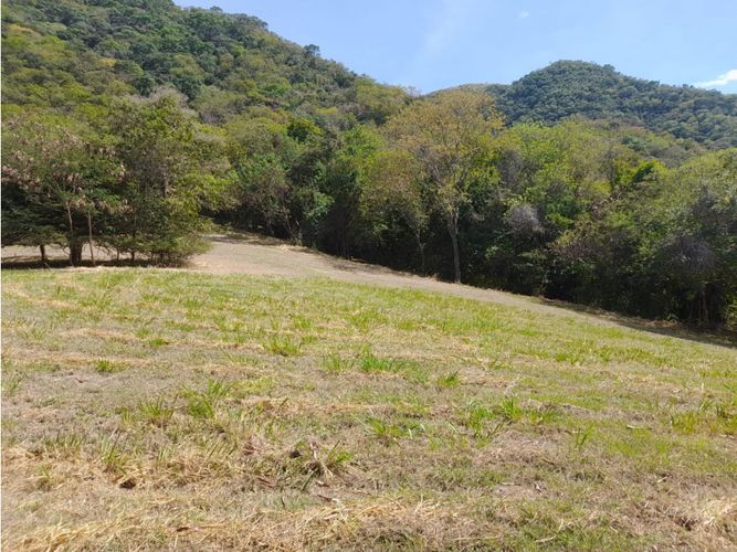 Lote en venta en Piamonte, Ricaurte, 6382 m² · foto 13 de 16