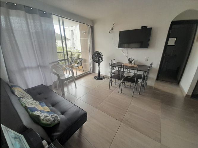 Apartamento de 2 alcobas en venta en Las Palmas, Ricaurte, 55 m² · foto 4 de 24