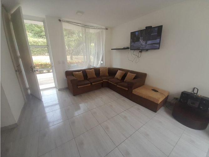 Casa de 3 alcobas en venta en Ricaurte, 65 m² · foto 4 de 24