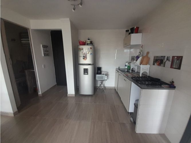 Apartamento de 2 alcobas en venta en Las Palmas, Ricaurte, 55 m² · foto 8 de 24