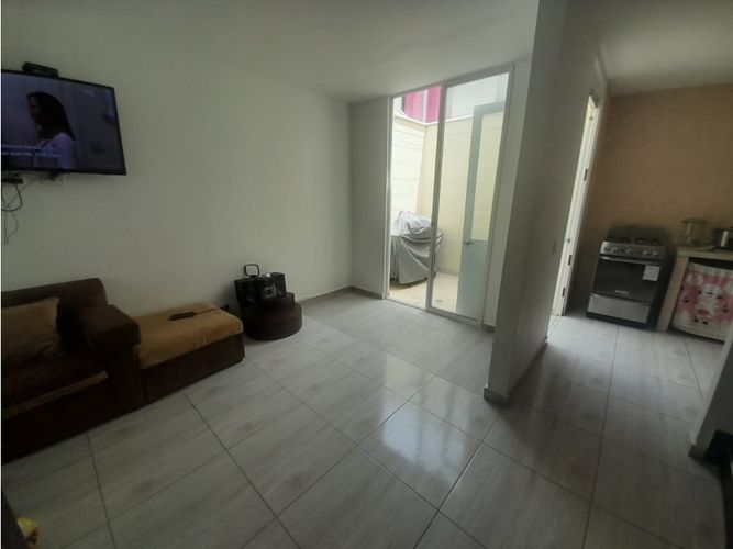 Casa de 3 alcobas en venta en Ricaurte, 65 m² · foto 7 de 24