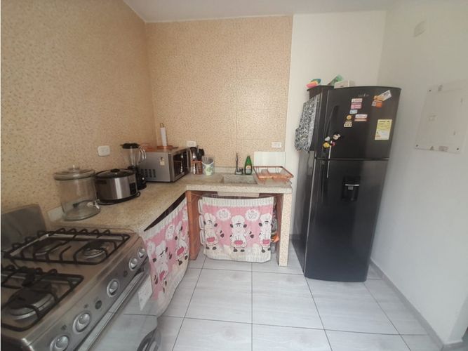 Casa de 3 alcobas en venta en Ricaurte, 65 m² · foto 8 de 24