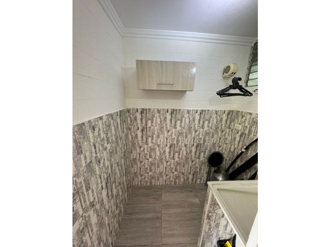 Apartamento de 2 alcobas en venta en Las Palmas, Ricaurte, 55 m² · foto 11 de 24