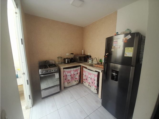Casa de 3 alcobas en venta en Ricaurte, 65 m² · foto 9 de 24