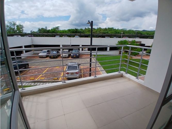Apartamento de 2 alcobas en venta en Aqualina Orange, Girardot, 59 m² · foto 6 de 24