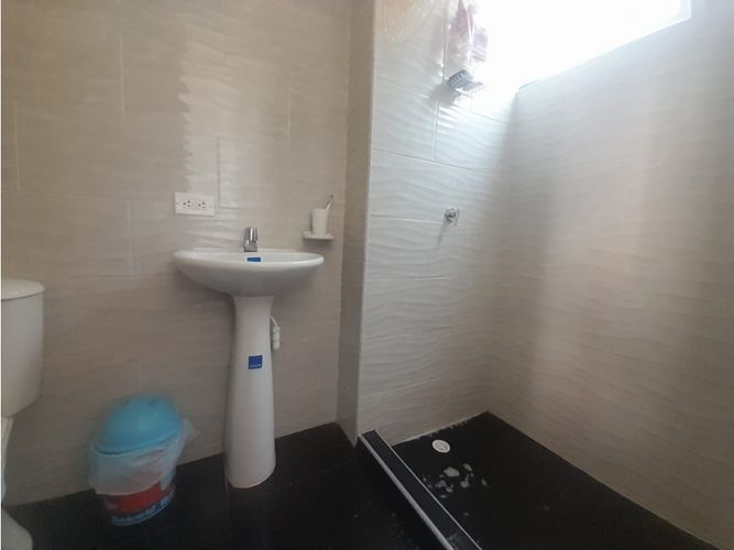 Casa de 3 alcobas en venta en Ricaurte, 65 m² · foto 19 de 24
