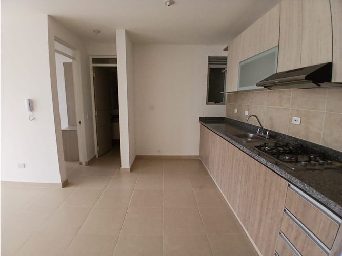 Apartamento de 2 alcobas en venta en Aqualina Orange, Girardot, 59 m² · foto 10 de 24