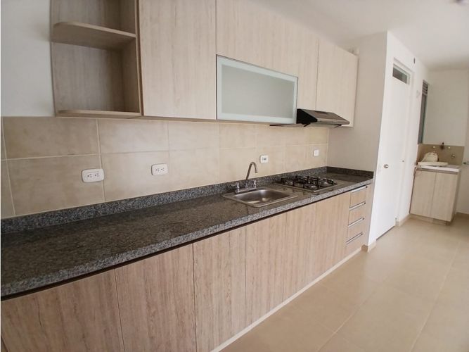 Apartamento de 2 alcobas en venta en Aqualina Orange, Girardot, 59 m² · foto 11 de 24