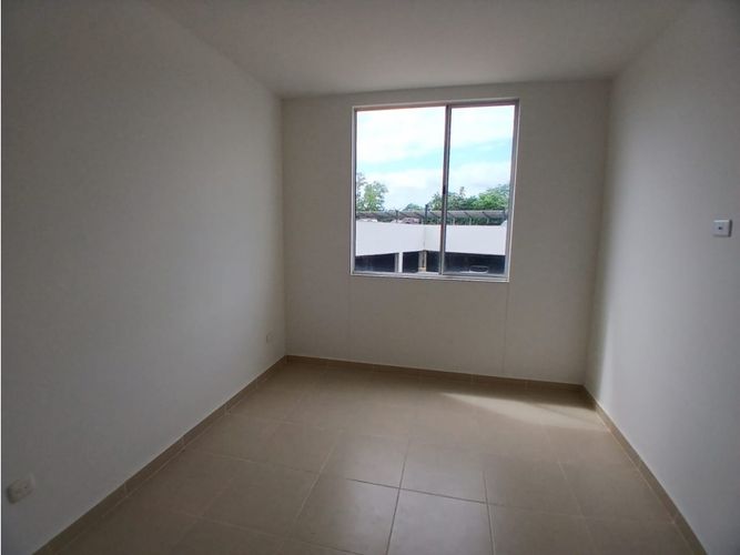 Apartamento de 2 alcobas en venta en Aqualina Orange, Girardot, 59 m² · foto 13 de 24
