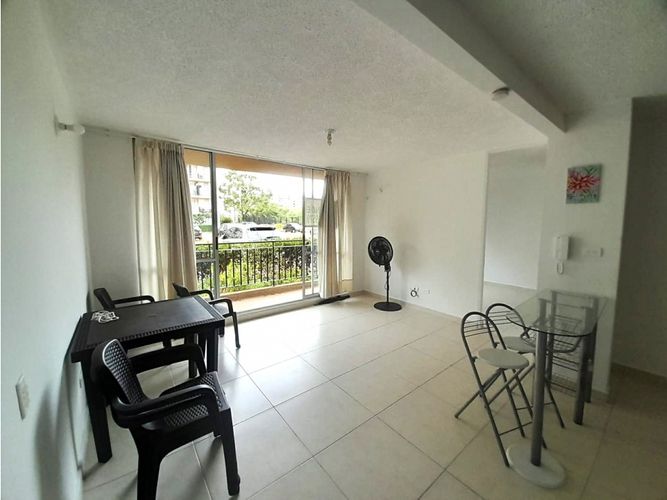 Apartamento de 2 alcobas en venta en Las Palmas, Ricaurte, 53 m² · foto 2 de 24