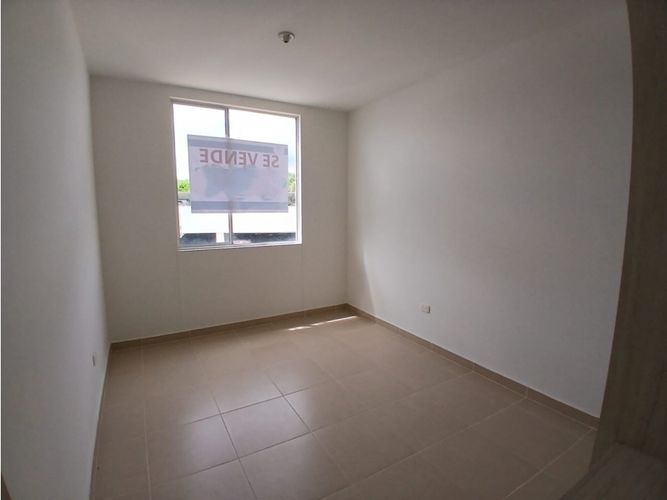 Apartamento de 2 alcobas en venta en Aqualina Orange, Girardot, 59 m² · foto 18 de 24