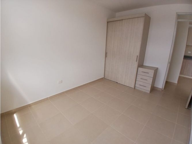 Apartamento de 2 alcobas en venta en Aqualina Orange, Girardot, 59 m² · foto 19 de 24