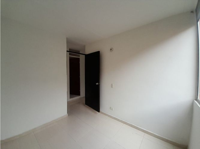 Apartamento de 3 alcobas en venta en Ub. Villa Carolina Et Ii, Girardot, 48 m² · foto 9 de 17