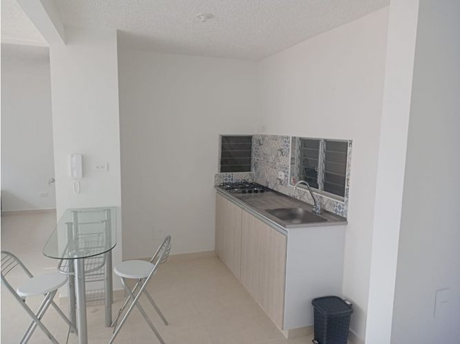 Apartamento de 2 alcobas en venta en Las Palmas, Ricaurte, 53 m² · foto 10 de 24