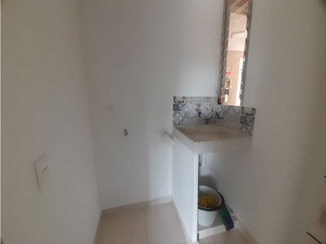 Apartamento de 2 alcobas en venta en Las Palmas, Ricaurte, 53 m² · foto 11 de 24