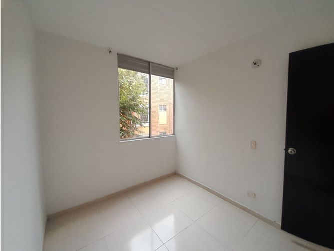 Apartamento de 3 alcobas en venta en Ub. Villa Carolina Et Ii, Girardot, 48 m² · foto 12 de 17