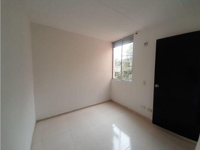 Apartamento de 3 alcobas en venta en Ub. Villa Carolina Et Ii, Girardot, 48 m² · foto 13 de 17