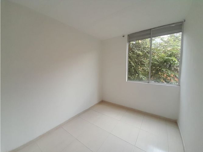 Apartamento de 3 alcobas en venta en Ub. Villa Carolina Et Ii, Girardot, 48 m² · foto 14 de 17
