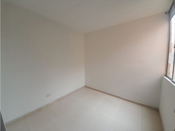 Apartamento de 3 alcobas en venta en Ub. Villa Carolina Et Ii, Girardot, 48 m² · foto 15 de 17