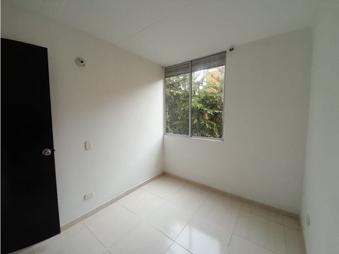 Apartamento de 3 alcobas en venta en Ub. Villa Carolina Et Ii, Girardot, 48 m² · foto 16 de 17