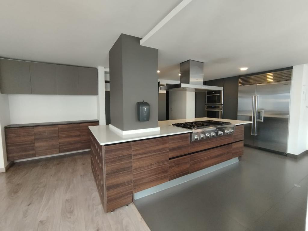 Apartamento en venta en El Refugio, Bogotá · foto 5 de 14