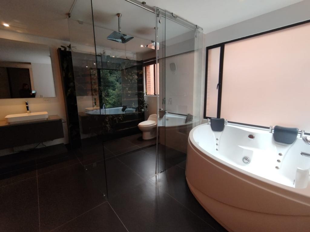 Apartamento en venta en El Refugio, Bogotá · foto 7 de 14