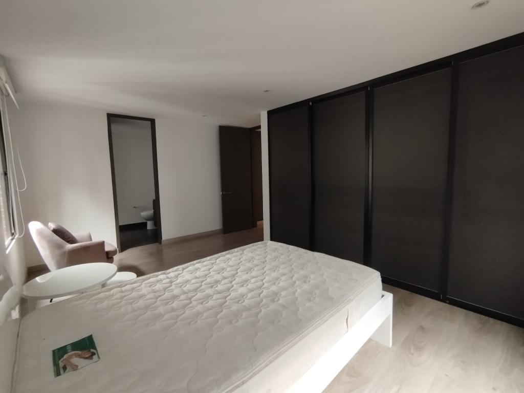 Apartamento en venta en El Refugio, Bogotá · foto 8 de 14