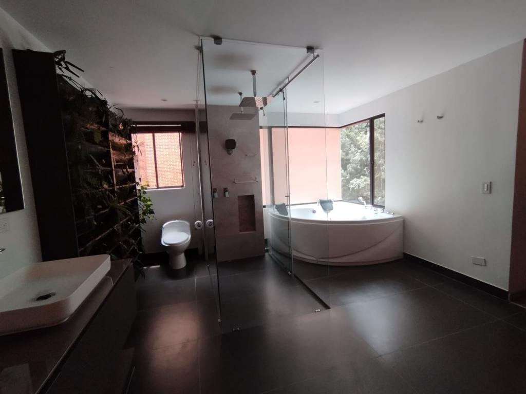 Apartamento en venta en El Refugio, Bogotá · foto 11 de 14