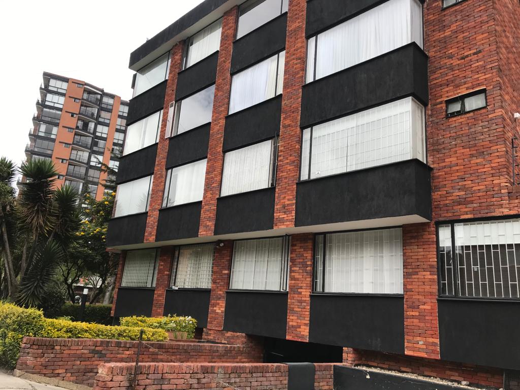 Apartamento en venta en Cedritos, Bogotá · foto 2 de 16