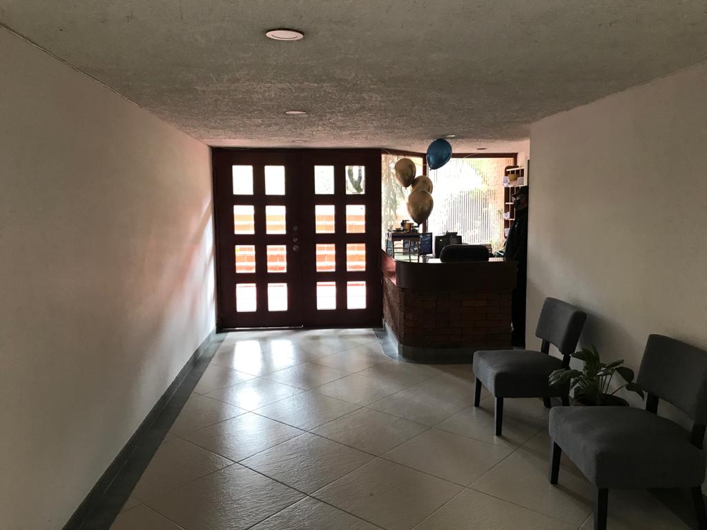 Apartamento en venta en Cedritos, Bogotá · foto 3 de 16