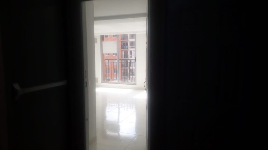 Apartamento de 3 alcobas en venta en El Sosiego, Madrid, 58 m² · foto 4 de 19