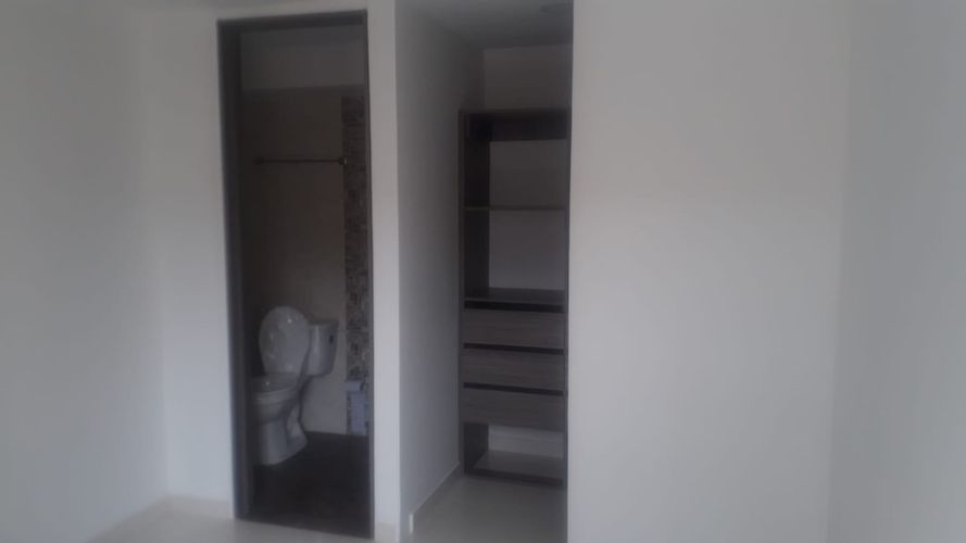 Apartamento de 3 alcobas en venta en El Sosiego, Madrid, 58 m² · foto 12 de 19