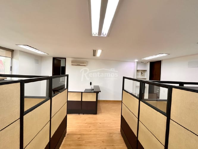 Oficina en arriendo en Milla De Oro, Medellín, 73 m² · foto 5 de 24
