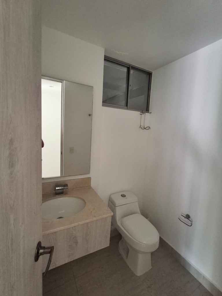 Apartamento en arriendo en Altos De Riomar, Barranquilla · foto 5 de 14